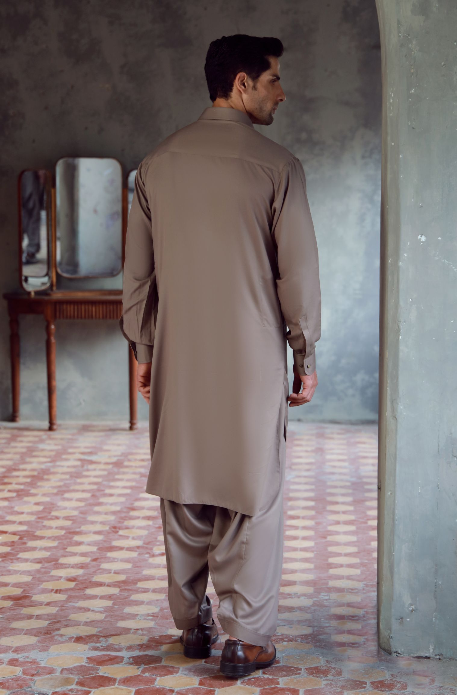 Classic Kameez Shalwar - Sand Grey (Men)