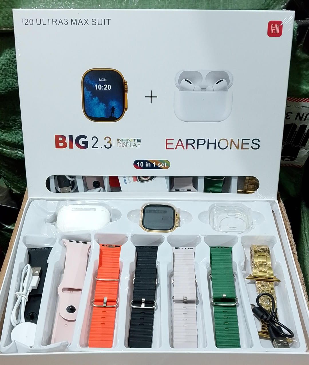 i20 Ultra 3 Max Suit | 10-in-1 Smartwatch Set with Bluetooth Earphones & Multiple Straps